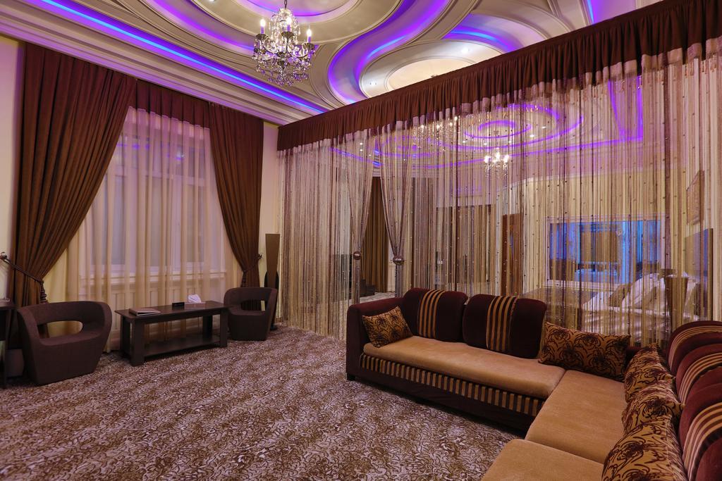 Lotte Palace Душанбе Екстер'єр фото